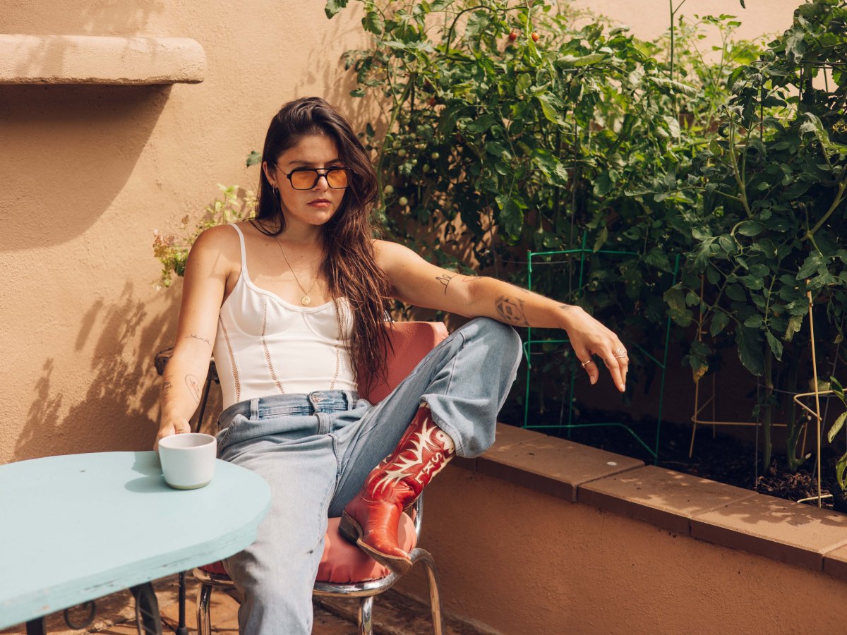 Introducing Sisi: An in-depth interview with Austin’s rising&nbsp;musician