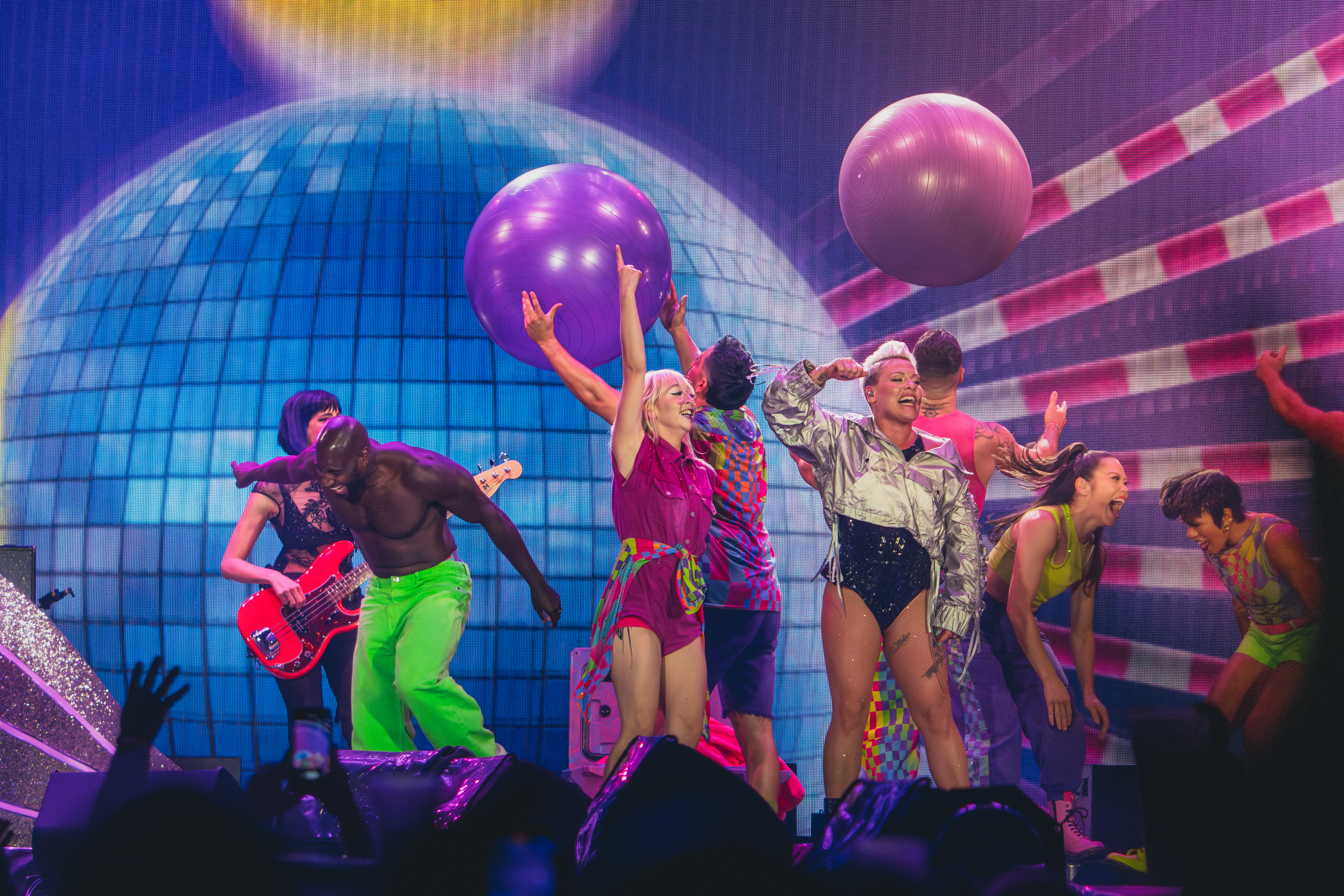 P!NK continues Summer Carnival tour in STL